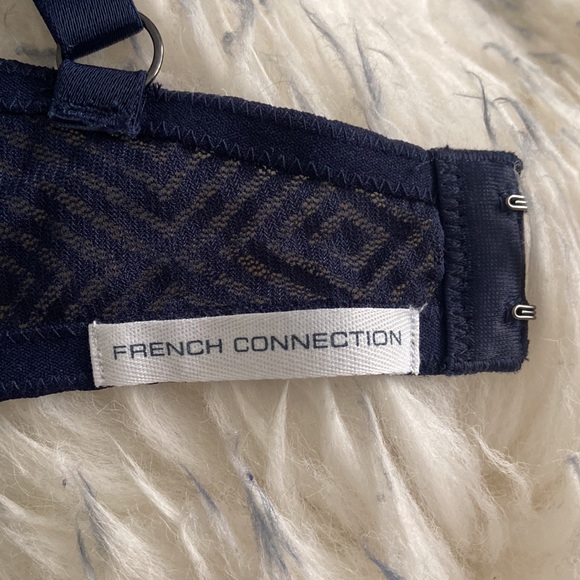 French Connection - Picture 5 of 11